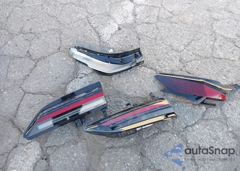 2023 BMW 740 I z USA, uszkodzony, nr VIN WBA23EH06PCM26895